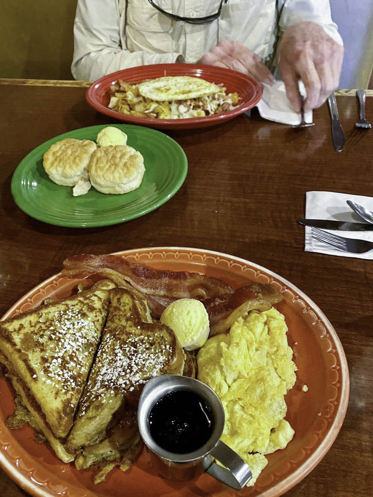 breakfast in Elko