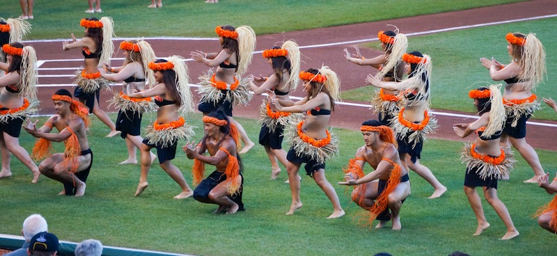 Hula dancers