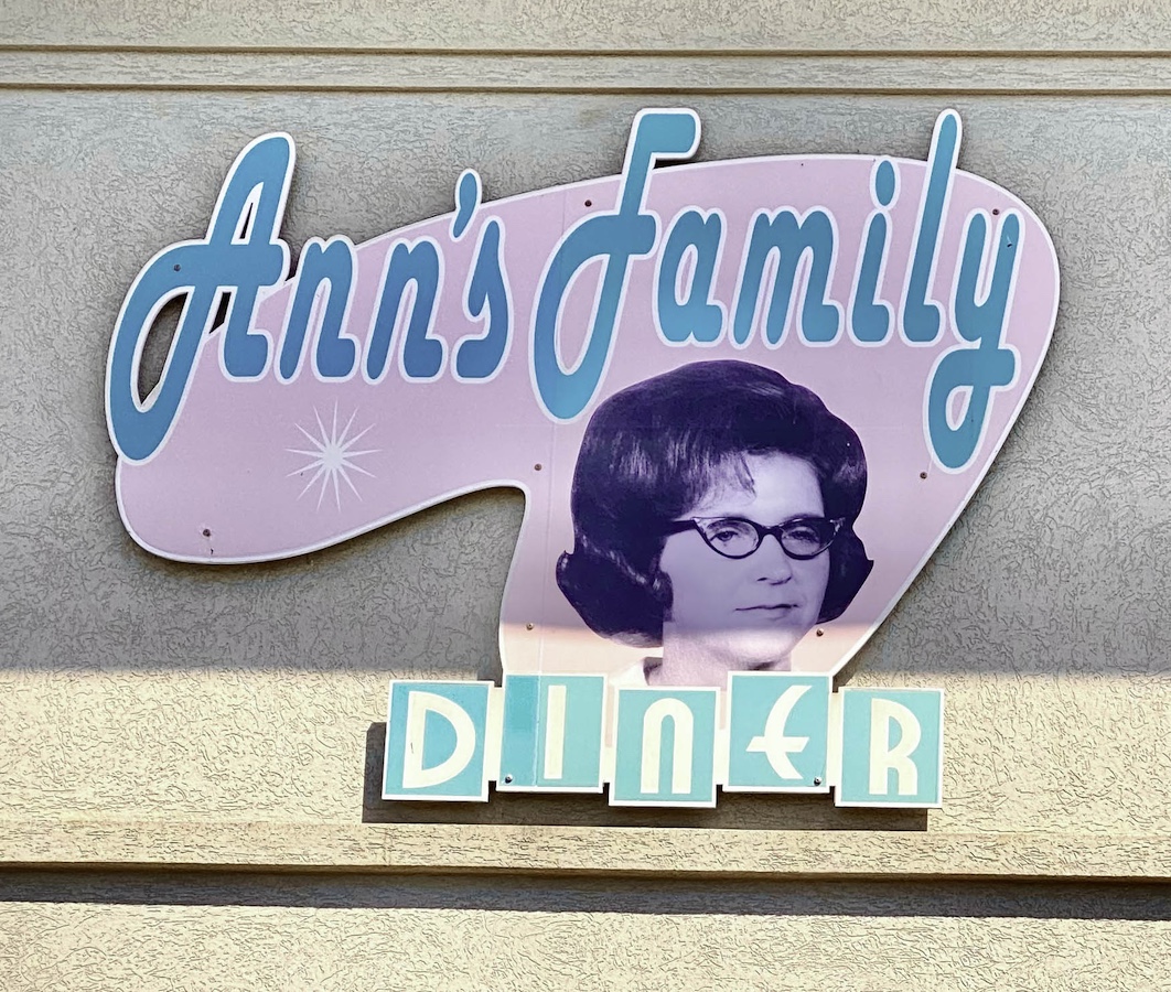 Ann's Family Diner